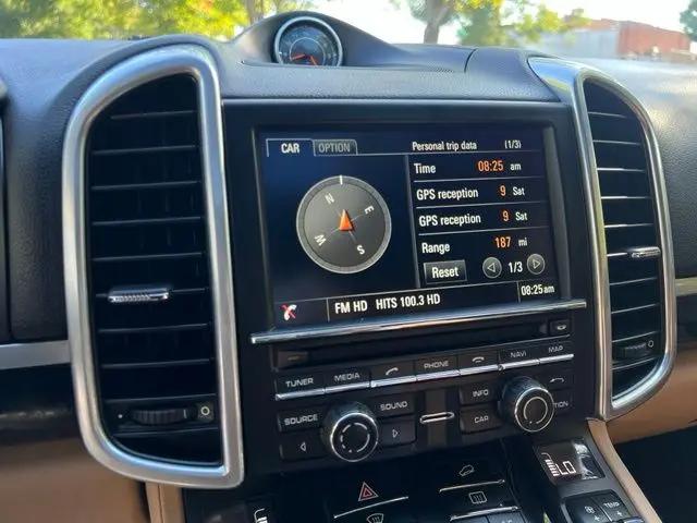 2016 Porsche Cayenne Cayenne