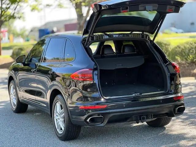2016 Porsche Cayenne Cayenne