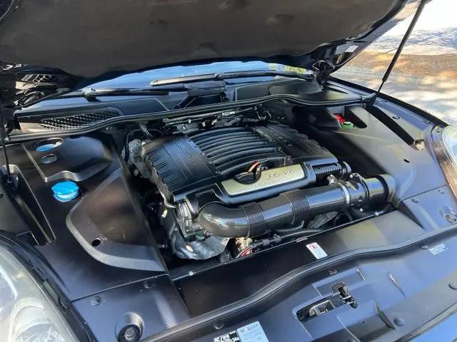 2016 Porsche Cayenne Cayenne