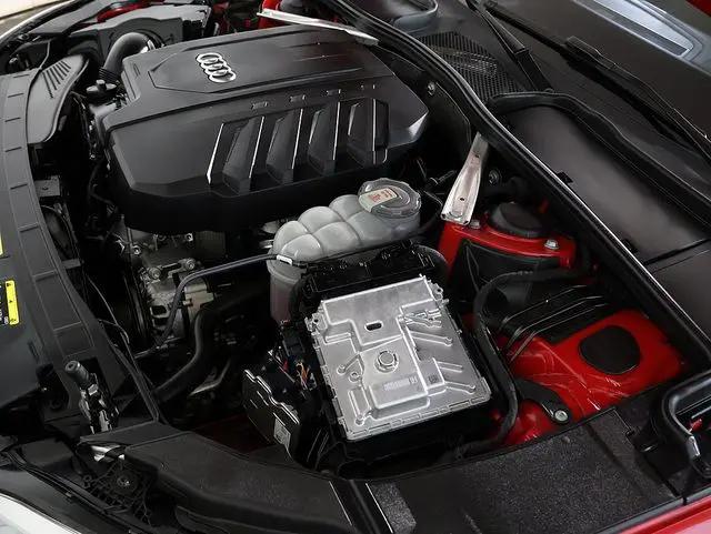 2025 Audi A5 Sportback Premium 45 TFSI S line quattro S tronic