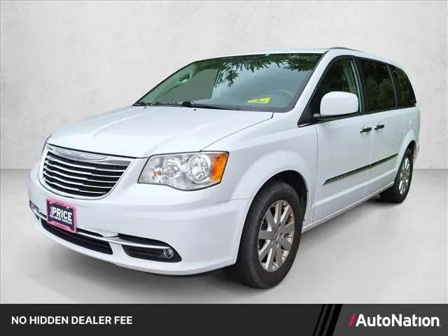 2016 Chrysler Town & Country Touring for sale in Amherst, OH