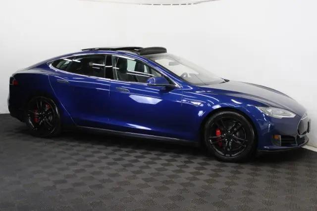 2015 Tesla Model S 70D