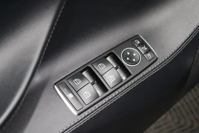 2015 Tesla Model S 70D