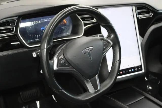 2015 Tesla Model S 70D