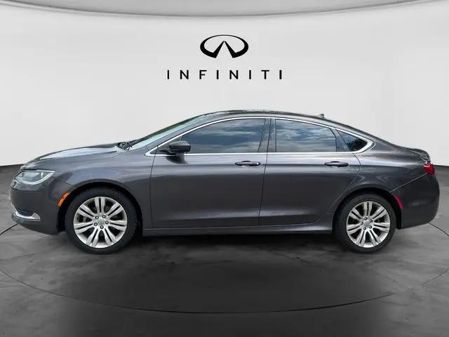 2016 Chrysler 200 Limited