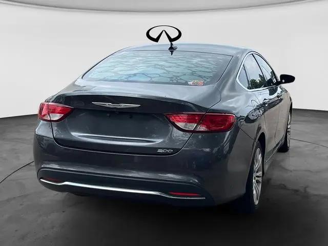 2016 Chrysler 200 Limited