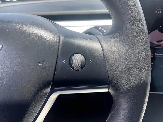 2021 Tesla Model 3 Standard Range Plus Rear-Wheel Drive
