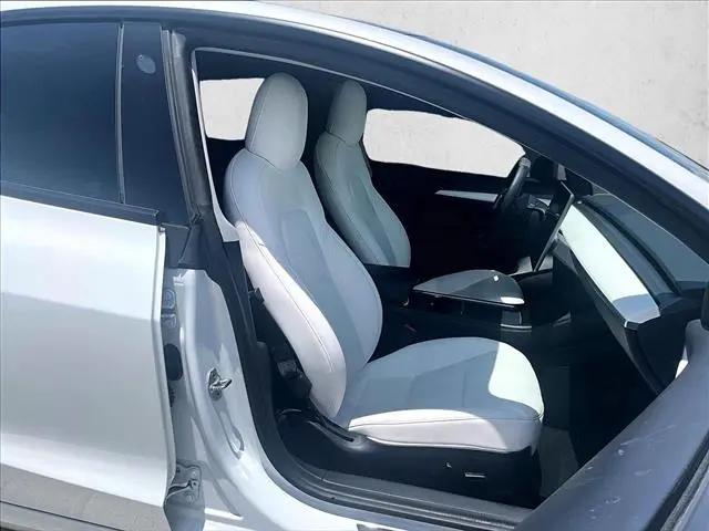 2021 Tesla Model 3 Standard Range Plus Rear-Wheel Drive