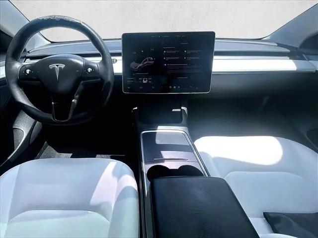 2021 Tesla Model 3 Standard Range Plus Rear-Wheel Drive