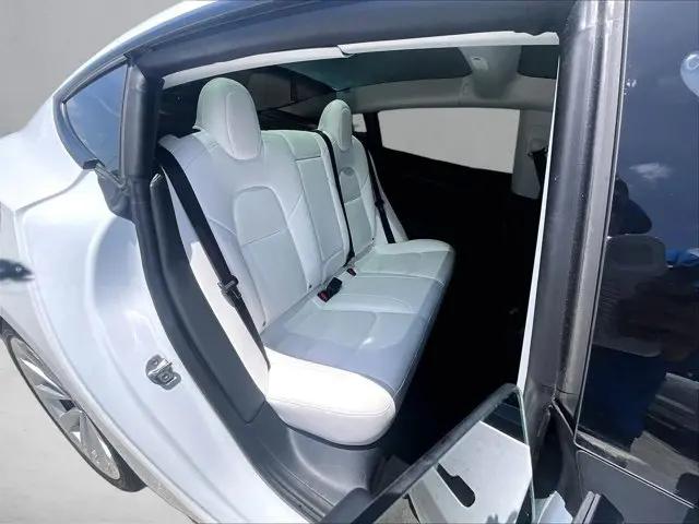 2021 Tesla Model 3 Standard Range Plus Rear-Wheel Drive