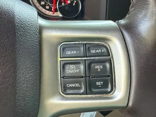 2017 Ram 1500 Laramie Crew Cab 4x4 64 Box