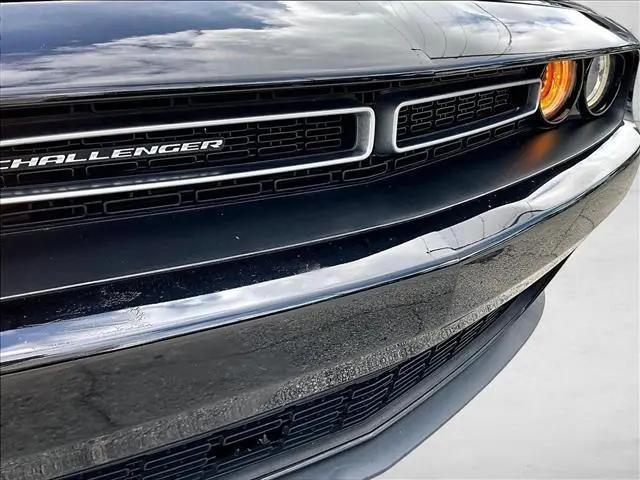 2016 Dodge Challenger SXT Plus