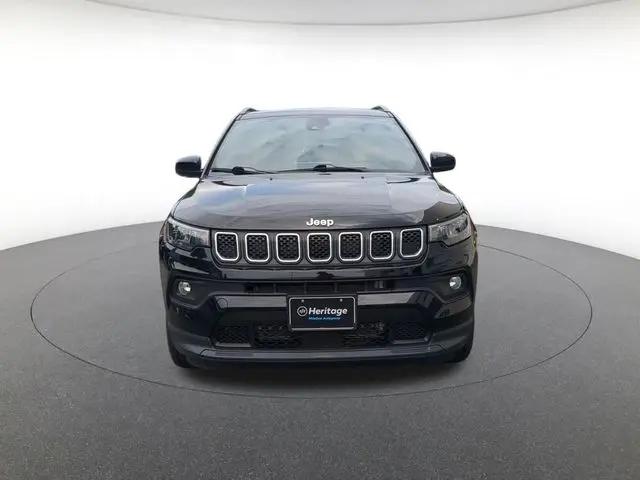 2023 Jeep Compass Latitude Lux FWD