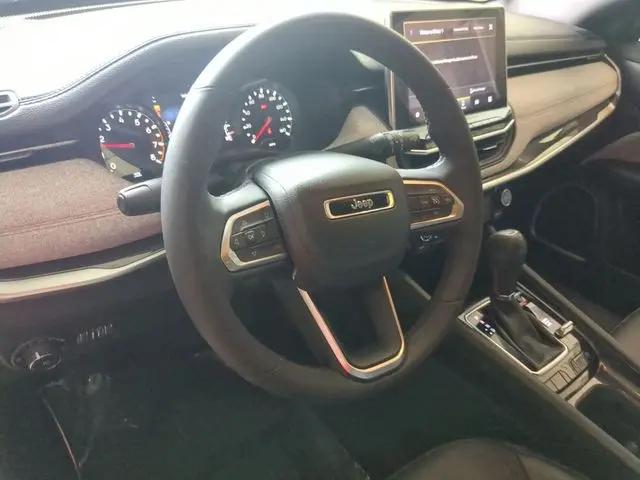 2023 Jeep Compass Latitude Lux FWD