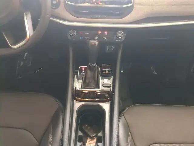 2023 Jeep Compass Latitude Lux FWD