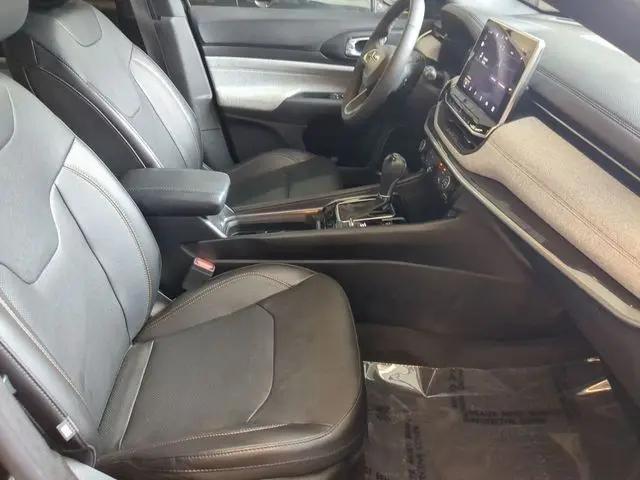 2023 Jeep Compass Latitude Lux FWD