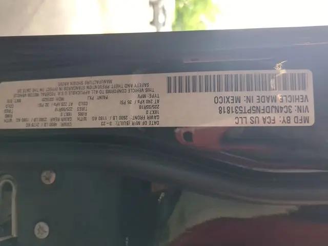 2023 Jeep Compass Latitude Lux FWD