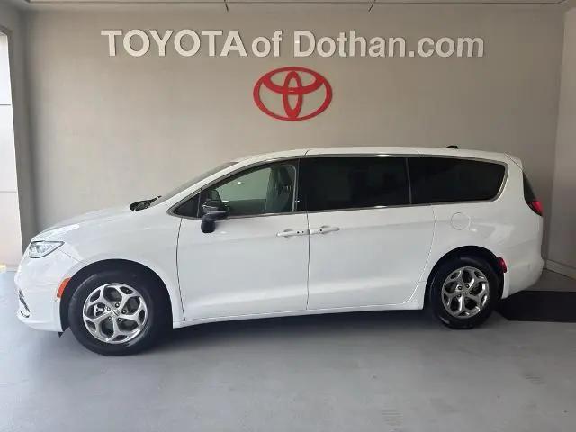 2024 Chrysler Pacifica Limited for sale in Dothan, AL