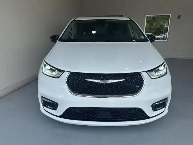 2024 Chrysler Pacifica Limited for sale in Dothan, AL