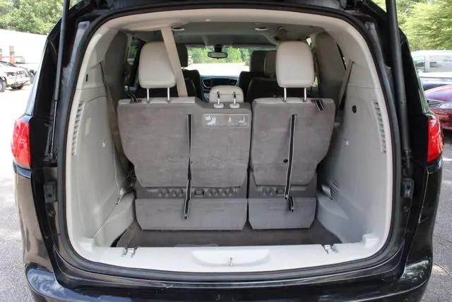 2018 Chrysler Pacifica Touring L