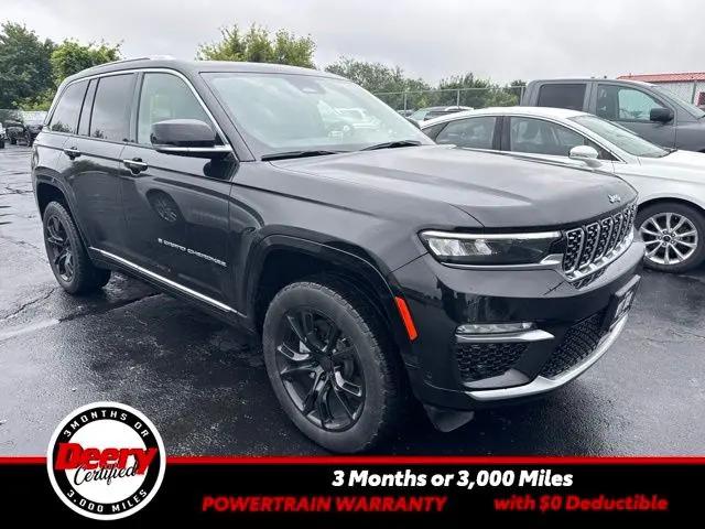 2022 Jeep Grand Cherokee Summit 4x4 for sale in Cedar Falls, IA
