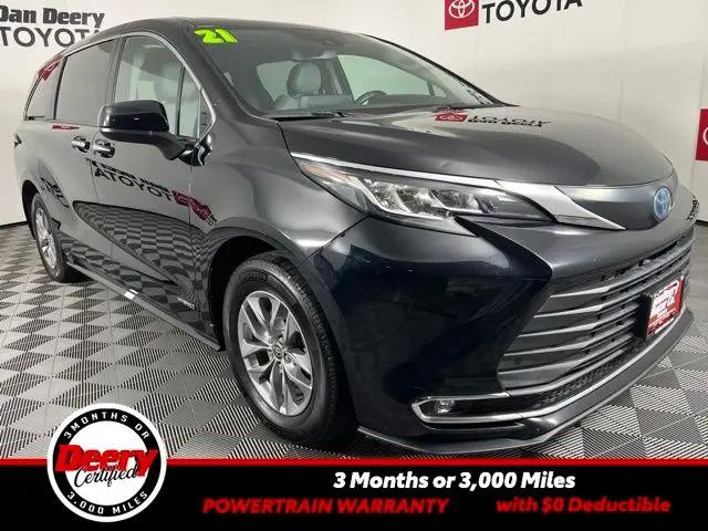 2021 Toyota Sienna XLE for sale in Cedar Falls, IA