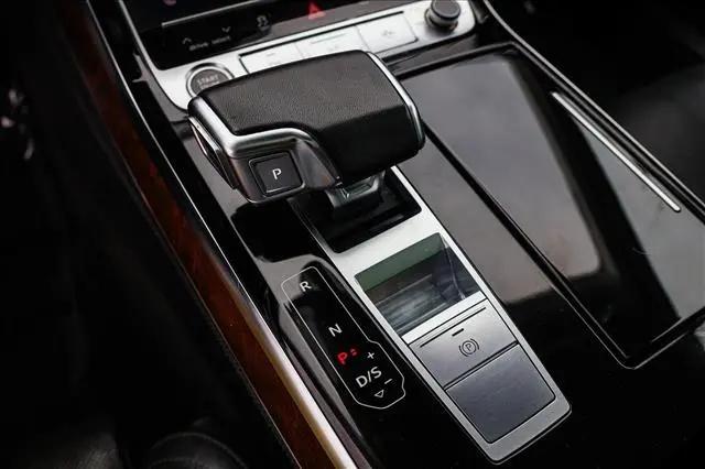 2023 Audi A8 L 55 TFSI quattro Tiptronic
