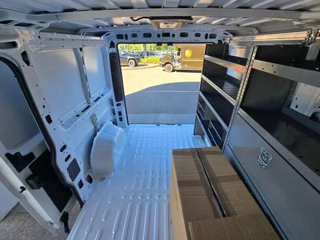 2025 Ram ProMaster 2500 Cargo Van SLT Low Roof 136 WB