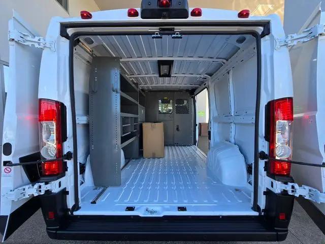 2025 Ram ProMaster 2500 Cargo Van SLT Low Roof 136 WB