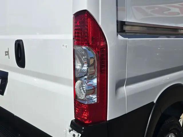 2025 Ram ProMaster 2500 Cargo Van SLT Low Roof 136 WB