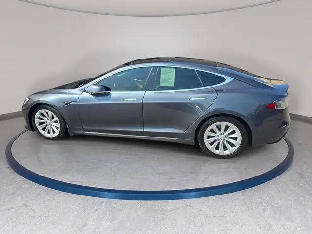 2017 Tesla Model S 75D