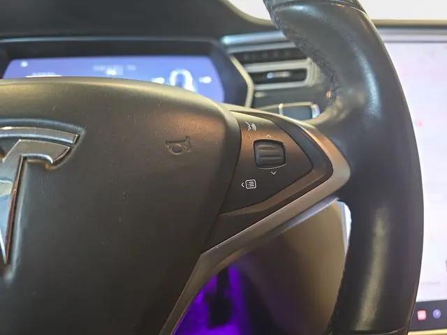 2017 Tesla Model S 75D
