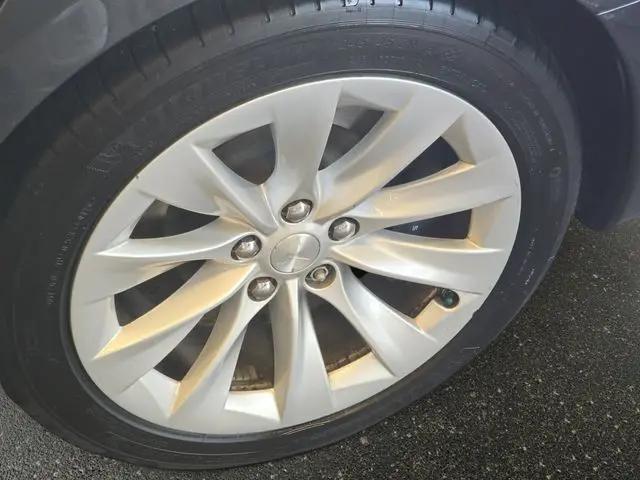 2017 Tesla Model S 75D