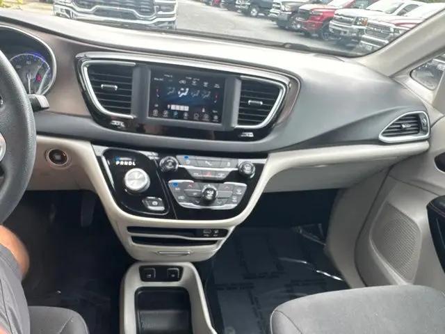 2018 Chrysler Pacifica Touring
