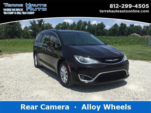2018 Chrysler Pacifica Touring L for sale in Terre Haute, IN
