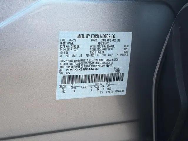 2023 Ford Edge Titanium