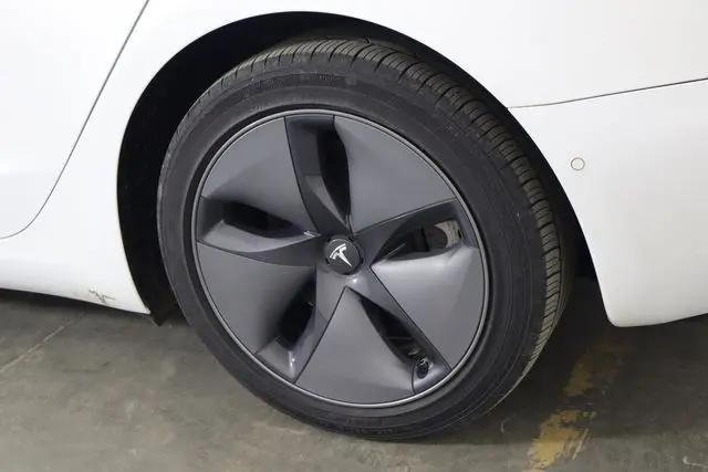 2020 Tesla Model 3 Long Range Dual Motor All-Wheel Drive