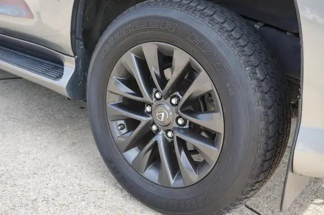 2023 Lexus GX 460 Premium