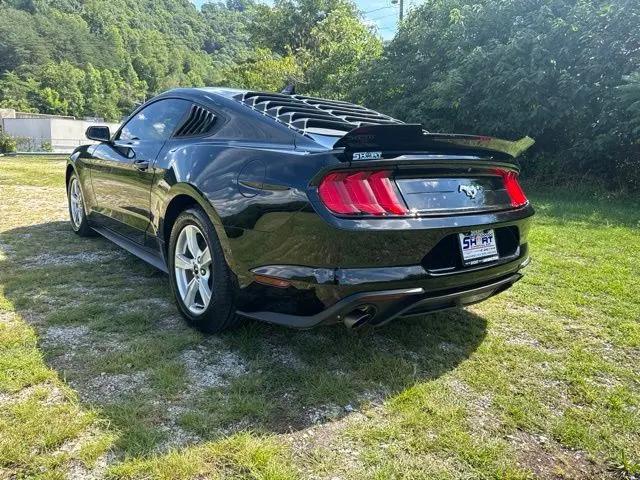 2022 Ford Mustang EcoBoost Fastback