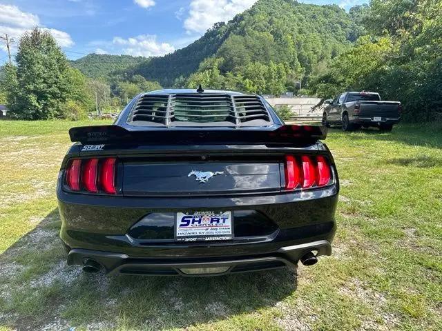 2022 Ford Mustang EcoBoost Fastback