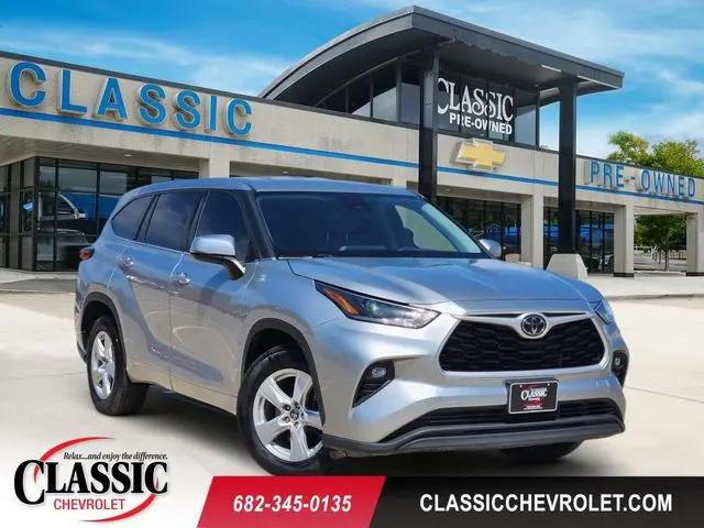 2021 Toyota Highlander LE for sale in Grapevine, TX
