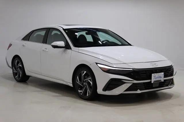 2024 Hyundai Elantra Limited for sale in Indianapolis, IN