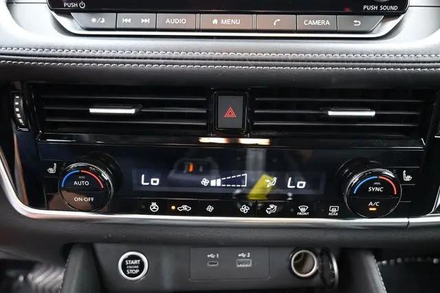 2023 Nissan Rogue SL Intelligent AWD