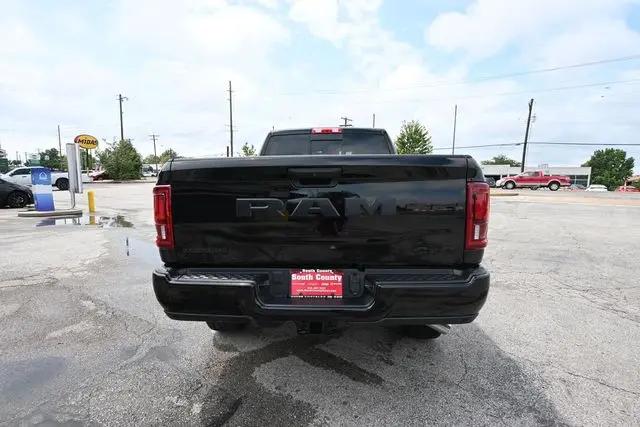 2026 Ram 2500 Big Horn Crew Cab 4x4 64 Box