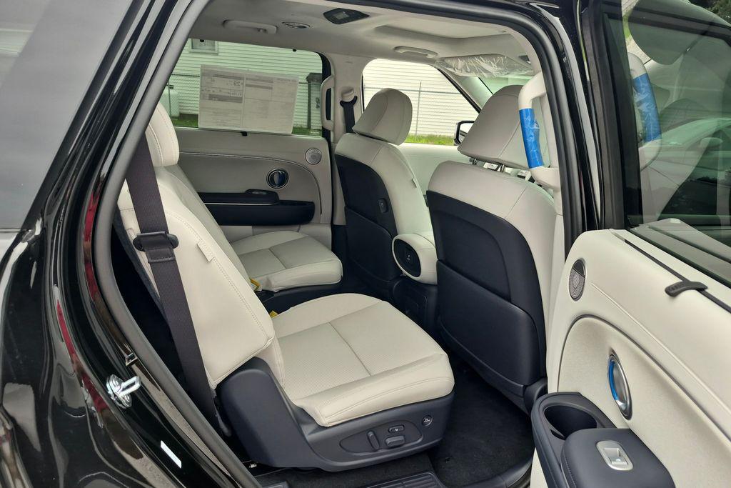New 2026 Abyss Black HYUNDAI Calligraphy image 21