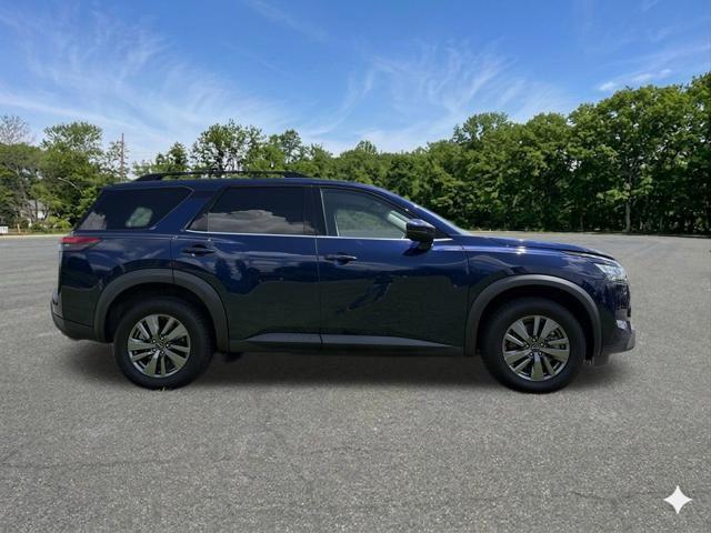 2025 Nissan Pathfinder SV 4WD