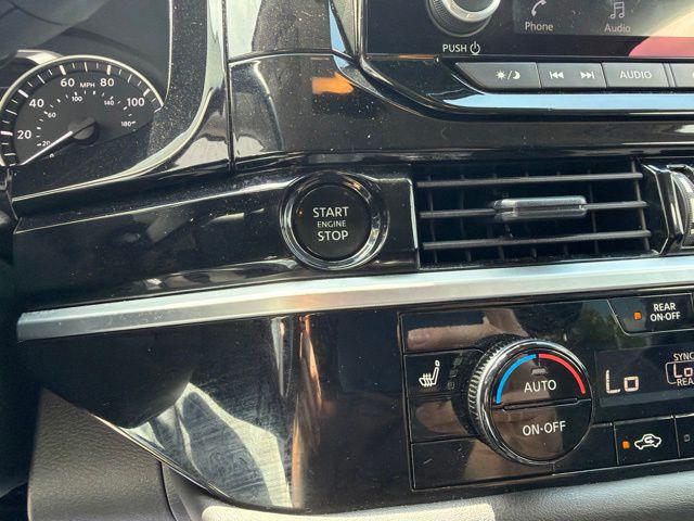 2025 Nissan Pathfinder SV 4WD