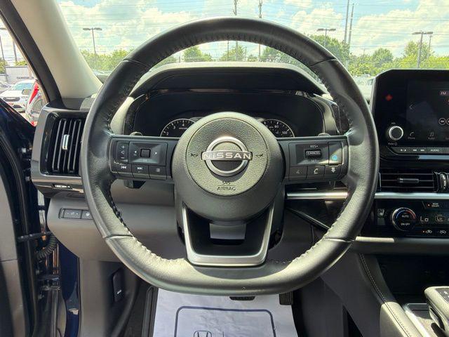 2025 Nissan Pathfinder SV 4WD
