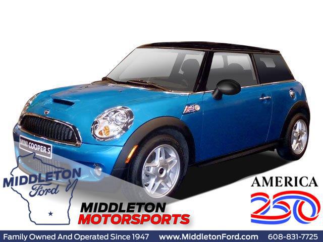 2009 MINI Cooper S Base for sale in Middleton, WI