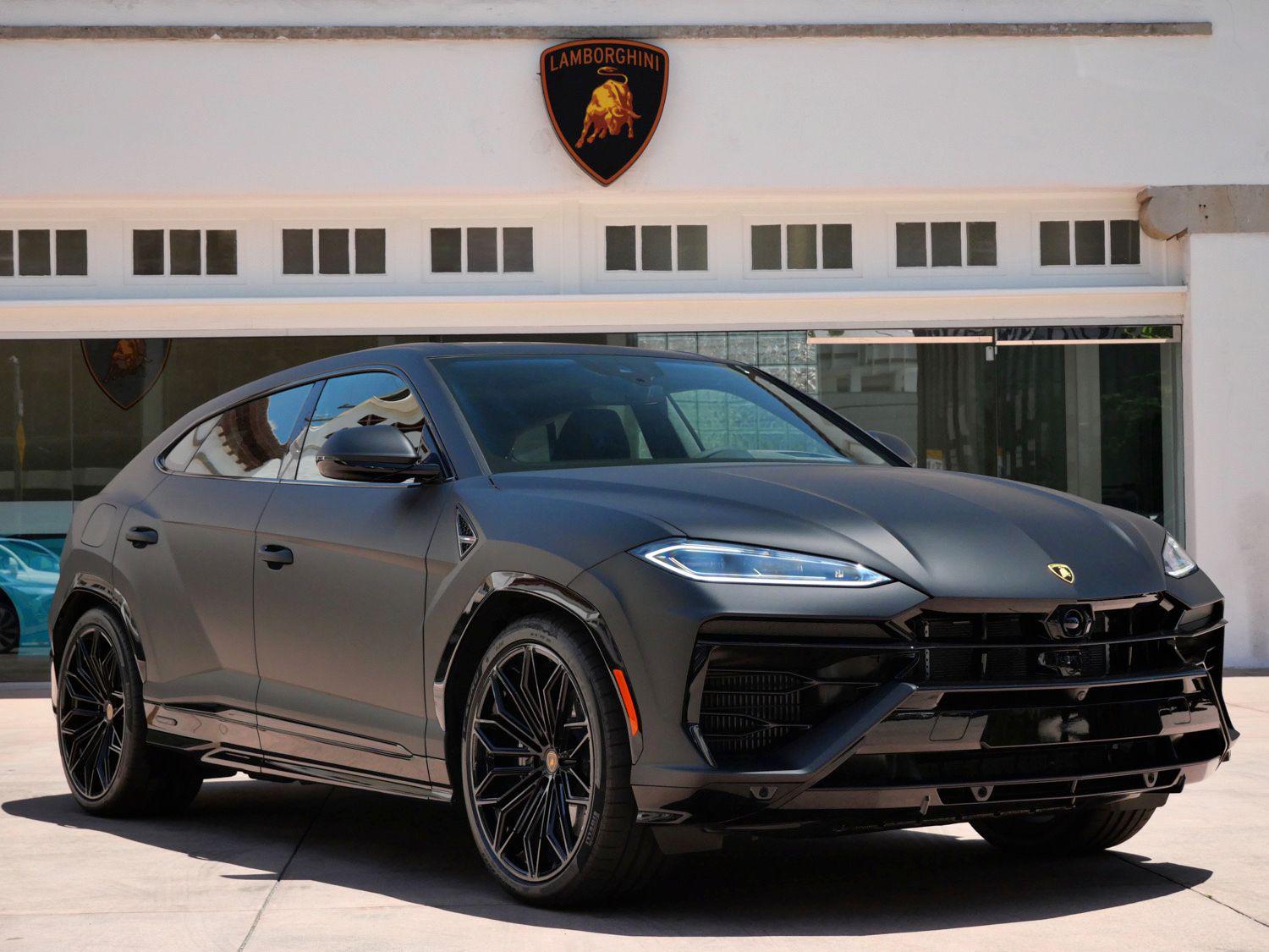 2025 Lamborghini Urus